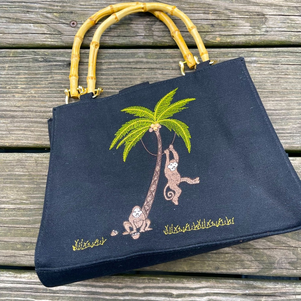 Tianni vintage black canvas bag with bamboo wood handles embroidered